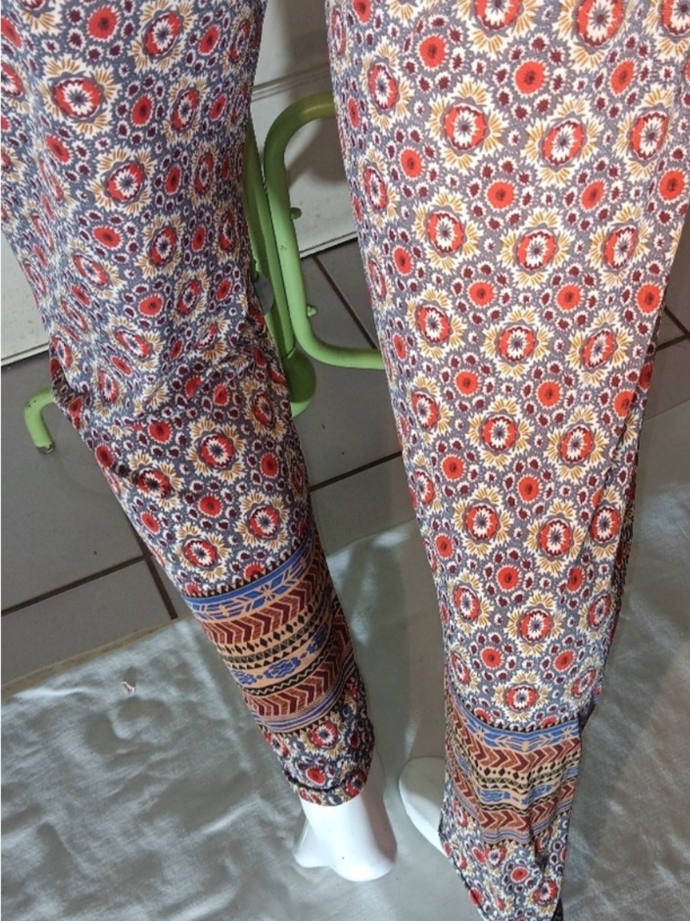 Funky, Colorful Jumpsuit, Excellent Condition, Size Large - Picture 4 of 9